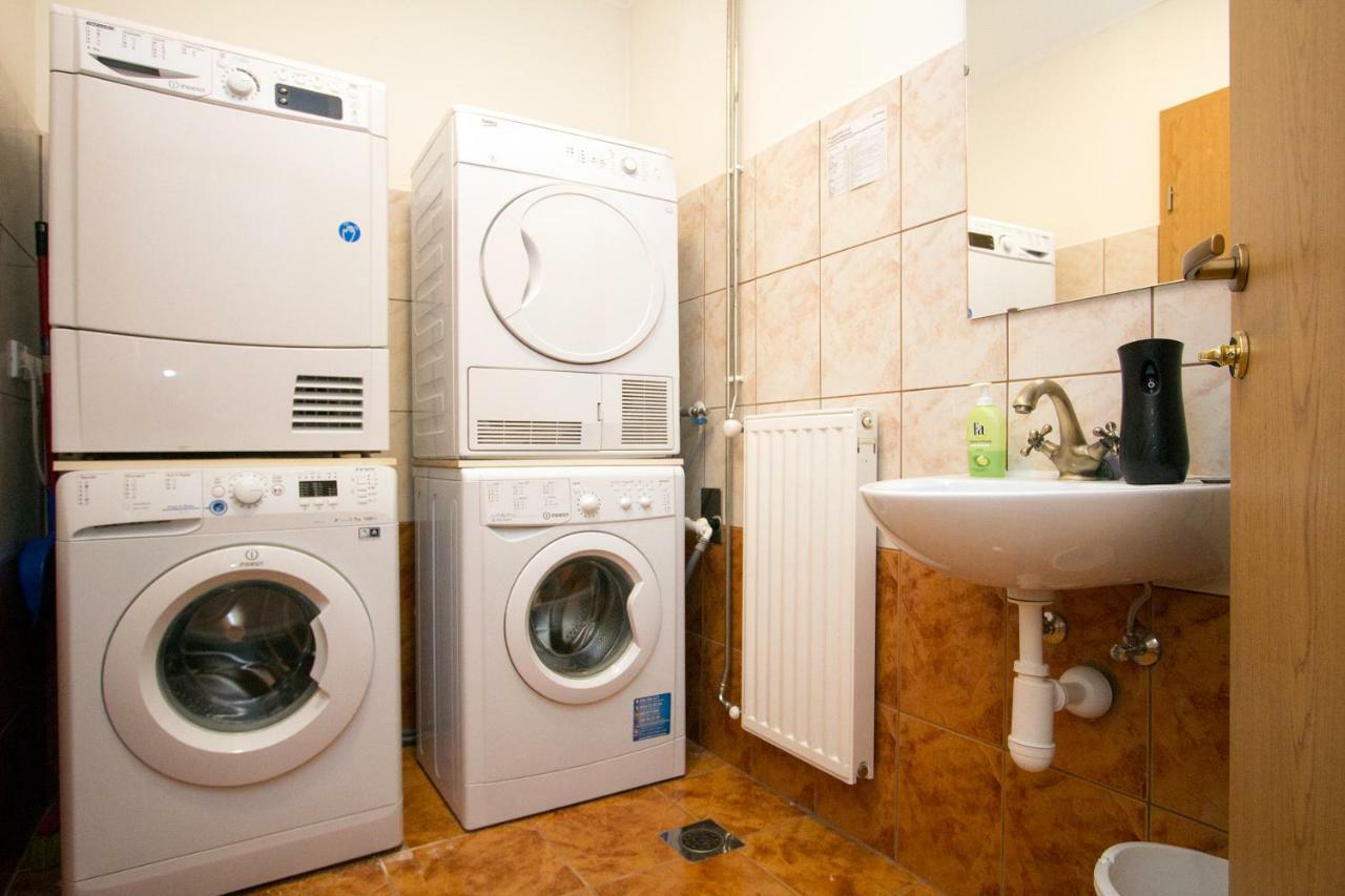Beg Rooms ماريبور المظهر الخارجي الصورة